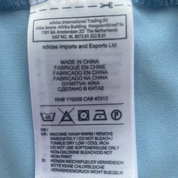 Men Sporting Kansas City MLS Jerseys - Picture 3 of 6